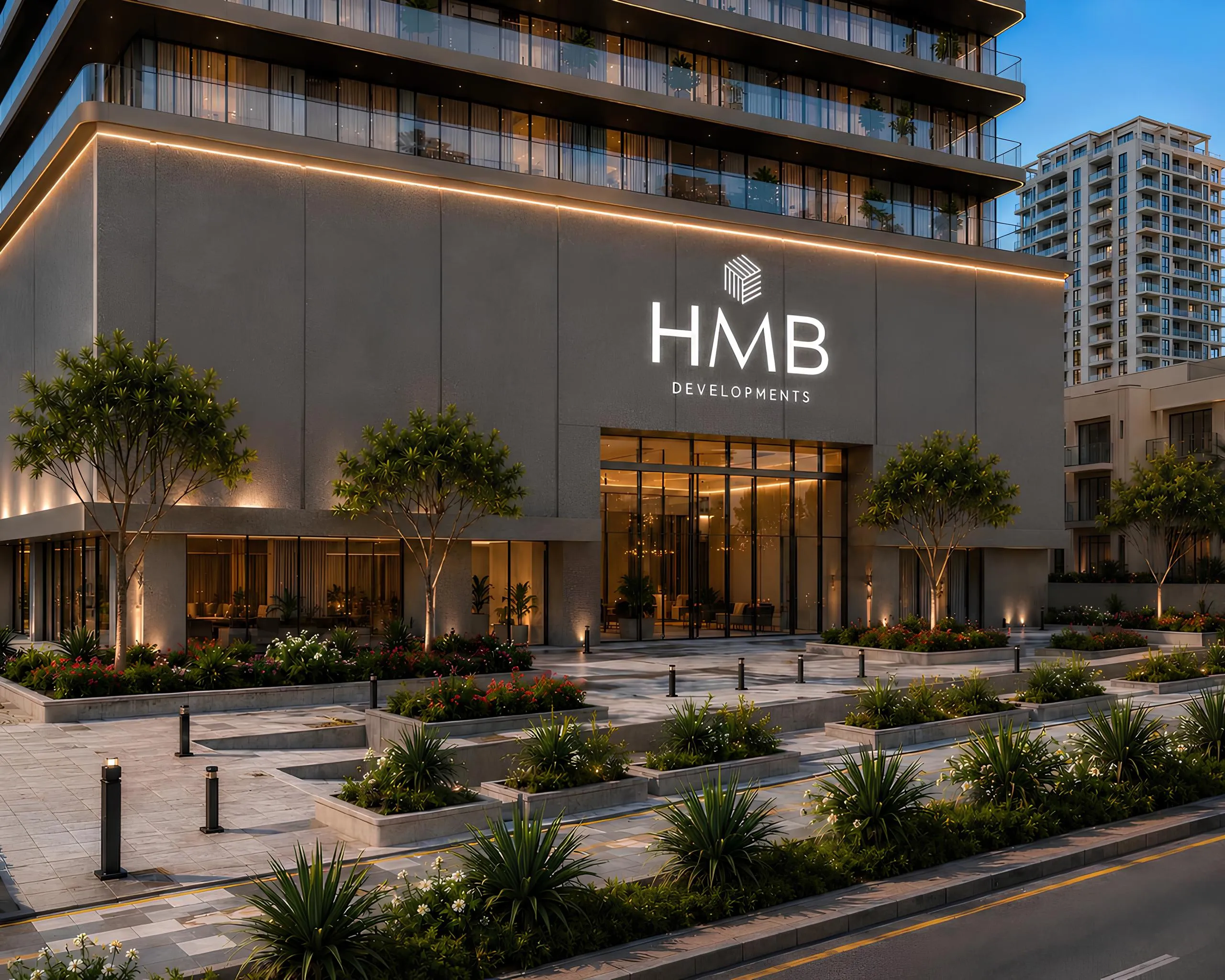 Beverly Crown by HMB